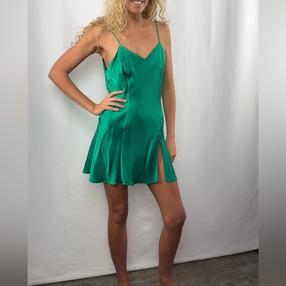 Vintage‎ Victoria's Secret Silk Slip Dress in Green Size Extra Small - Picture 1 of 5